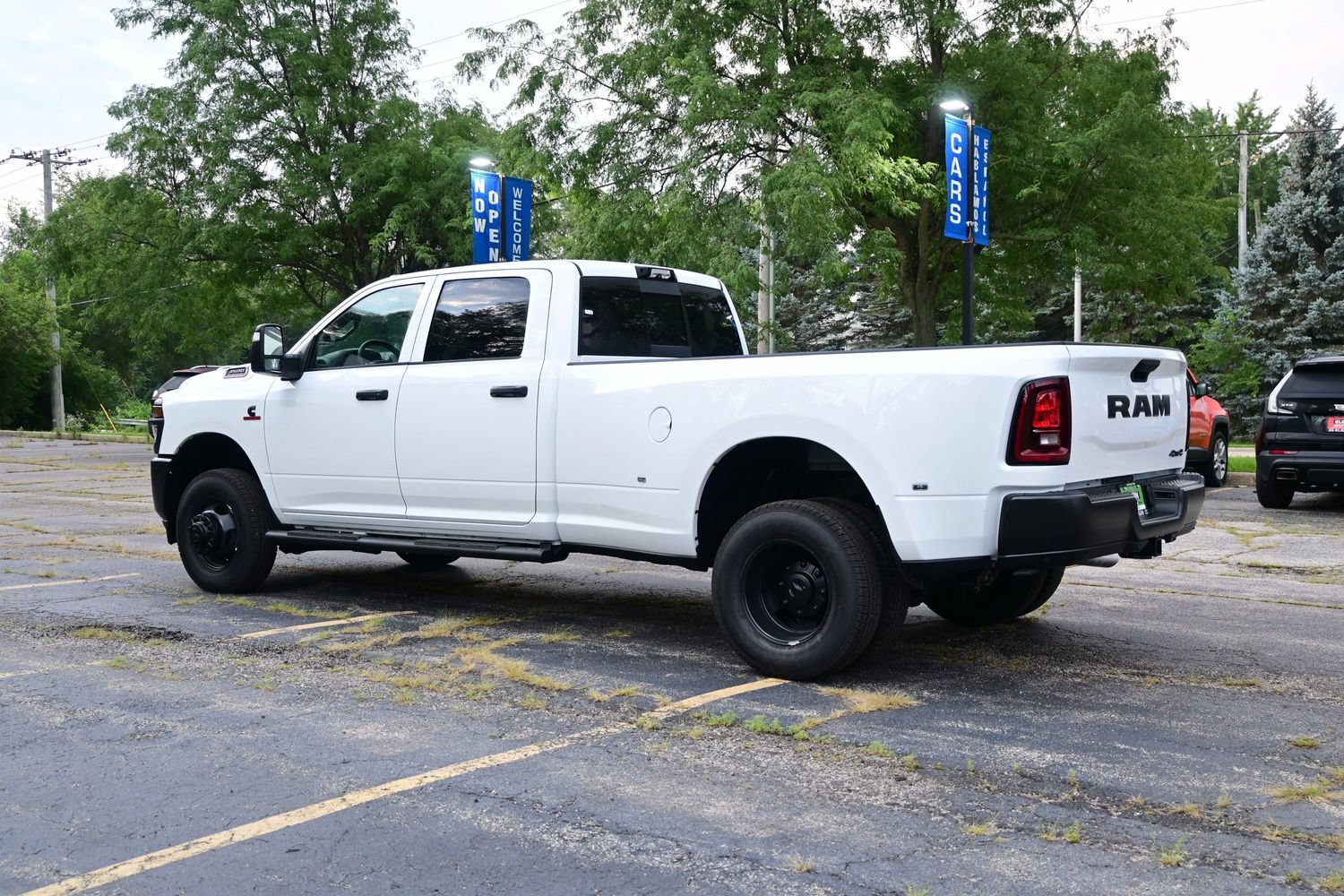 New 2027 RAM 3500 Tradesman AWD/4WD image 11