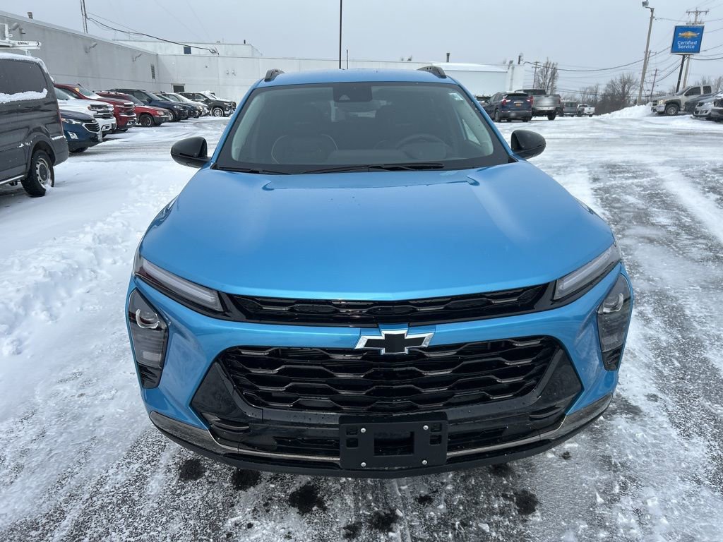 New 2026 Chevrolet Trax ACTIV w/ Driver Confidence Package FWD image 2