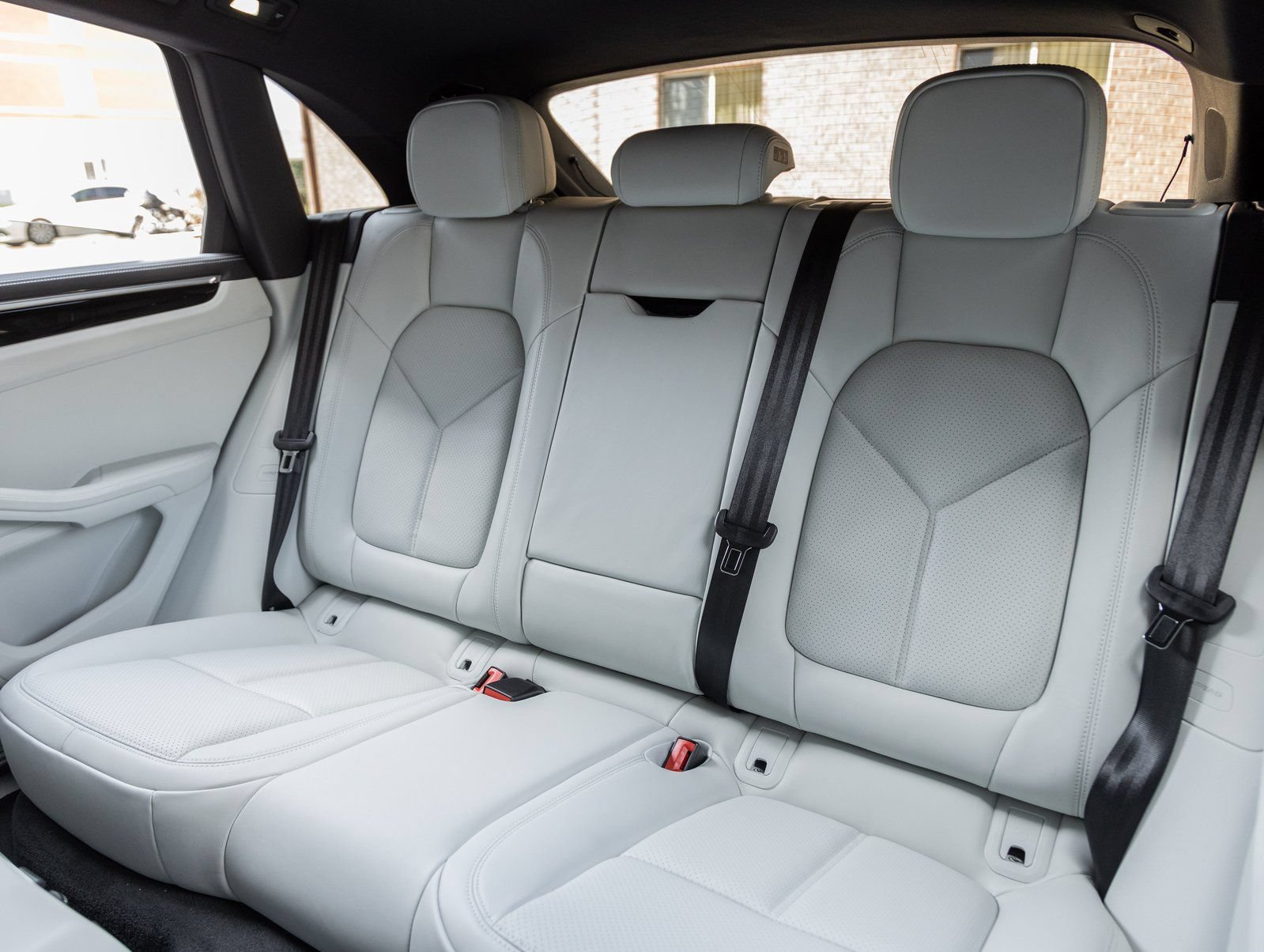 Certified 2026 Porsche Macan S AWD/4WD image 29