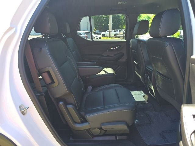 Used 2023 Chevrolet Traverse LT FWD image 33