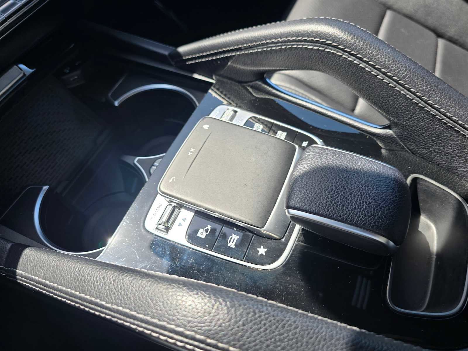 Certified 2020 Mercedes-Benz GLE 350 4MATIC image 33