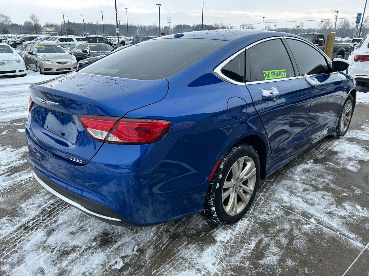 Used 2015 Chrysler 200 Limited w/ Convenience Group image 5