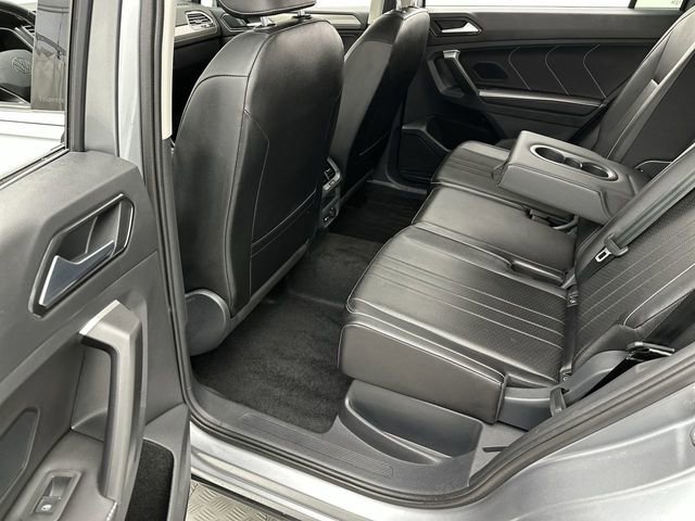 Certified 2024 Volkswagen Tiguan SE image 22