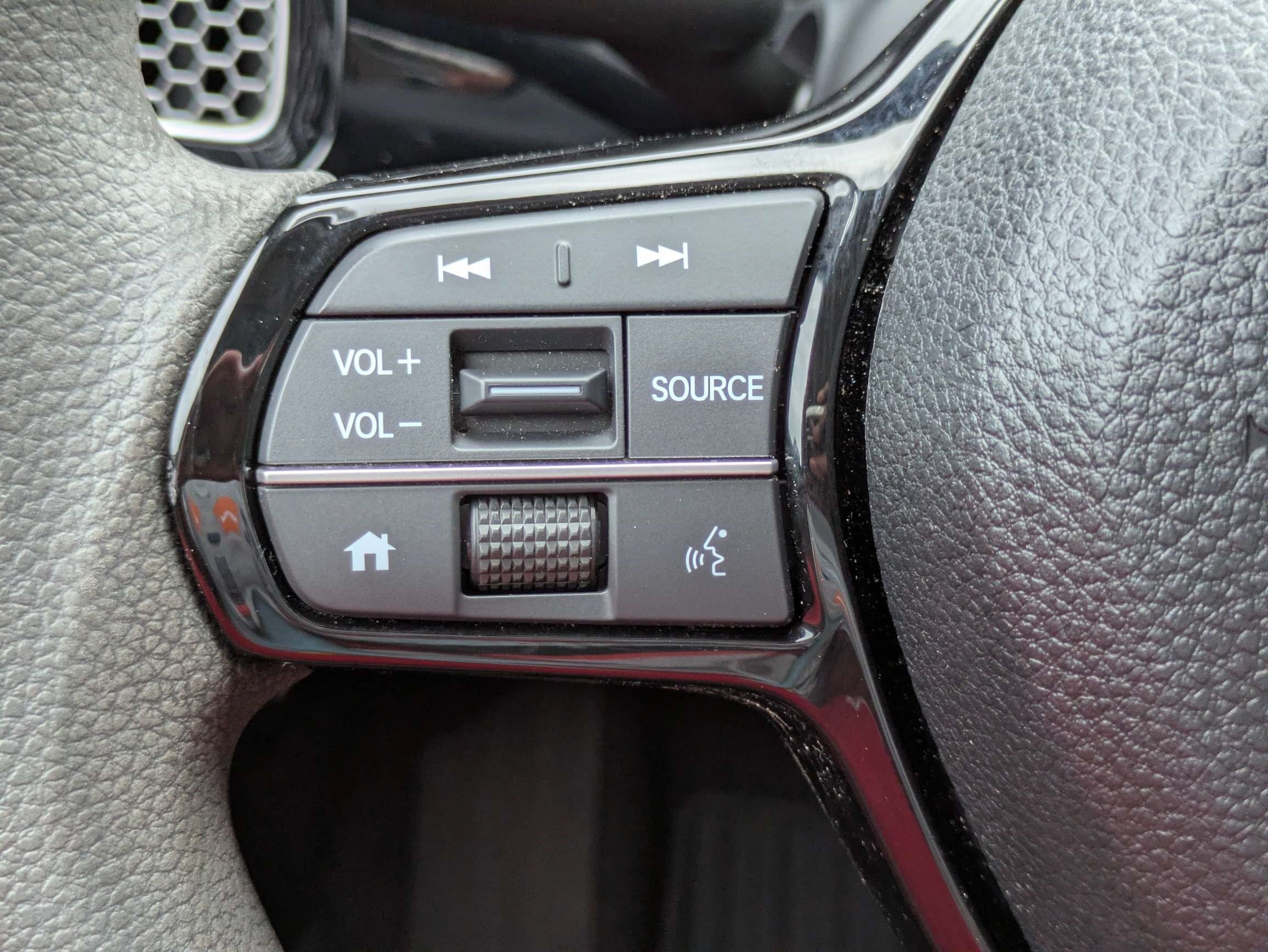 Certified 2023 Honda Civic LX image 30