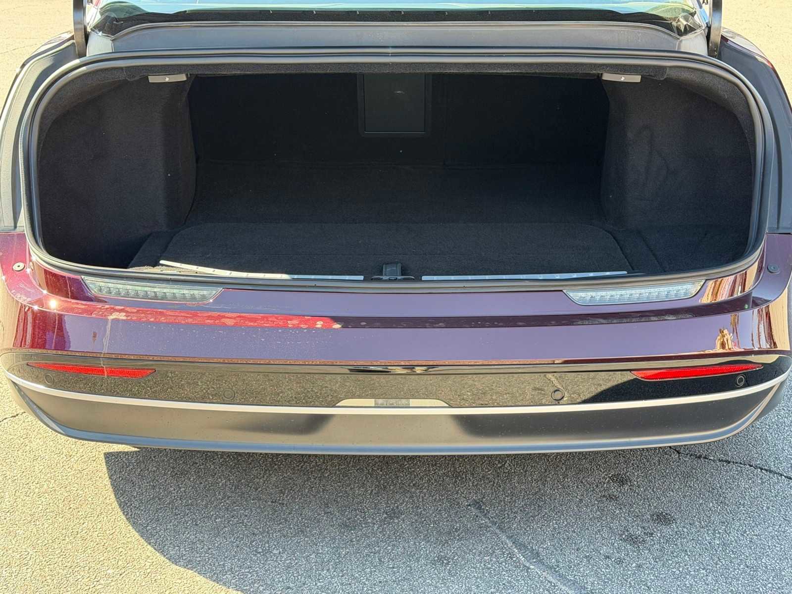 Used 2023 Lucid Air Touring AWD/4WD image 30