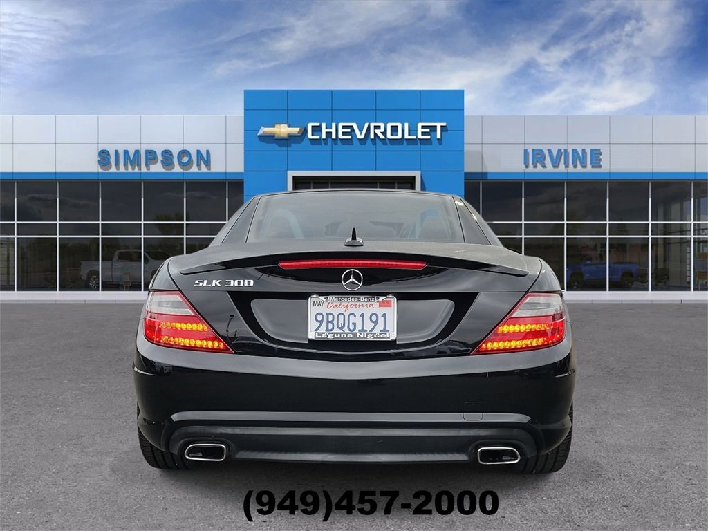 Used 2016 Mercedes-Benz SLK 300 image 7
