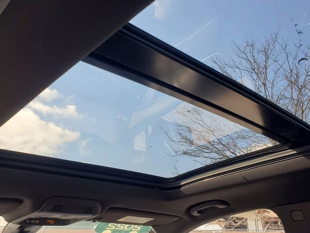 Certified 2022 Cadillac XT6 Premium Luxury AWD/4WD image 30