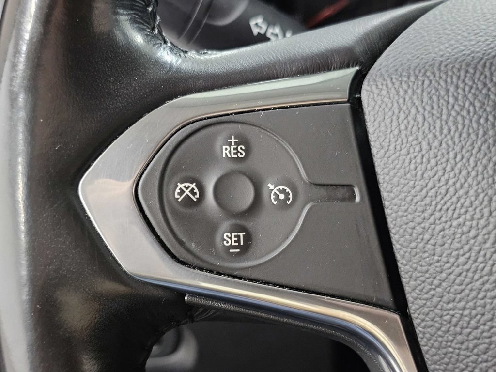 Used 2018 Chevrolet Traverse LT AWD/4WD image 37
