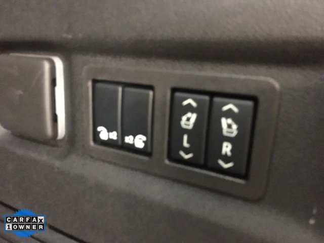 Used 2025 Chevrolet Suburban Z71 w/ Comfort Package image 16