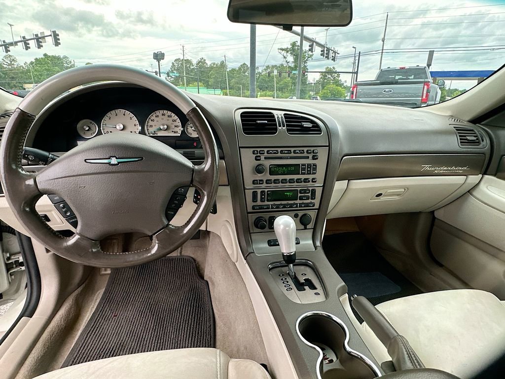 Used 2005 Ford Thunderbird 50th Anniversary RWD image 3
