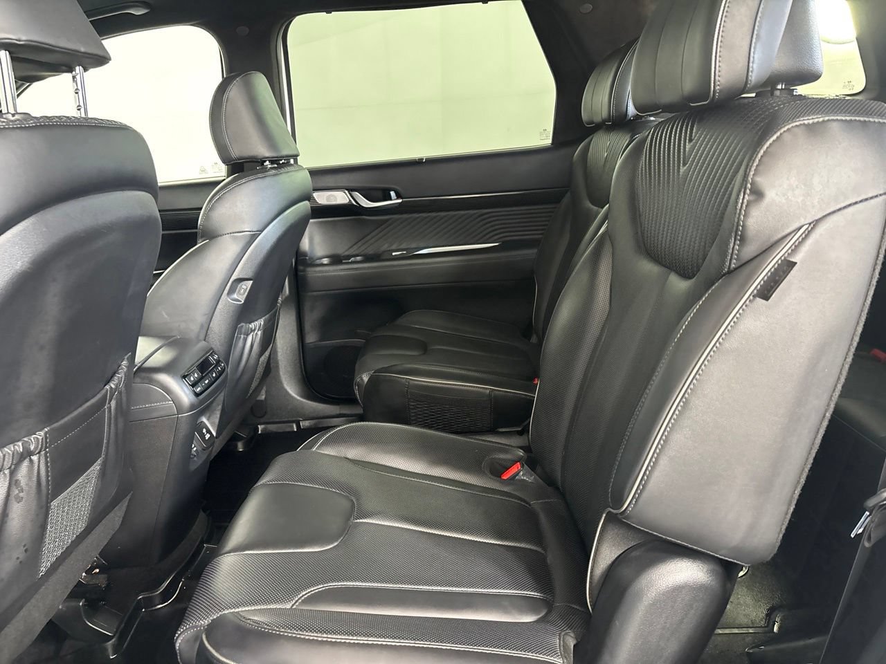 Used 2025 Hyundai Palisade Calligraphy AWD/4WD image 27