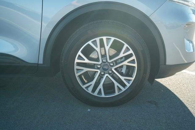 Used 2022 Ford Escape SEL w/ Technology Package image 42