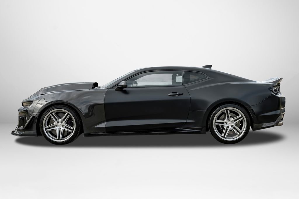 Used 2019 Chevrolet Camaro ZL1 RWD image 9