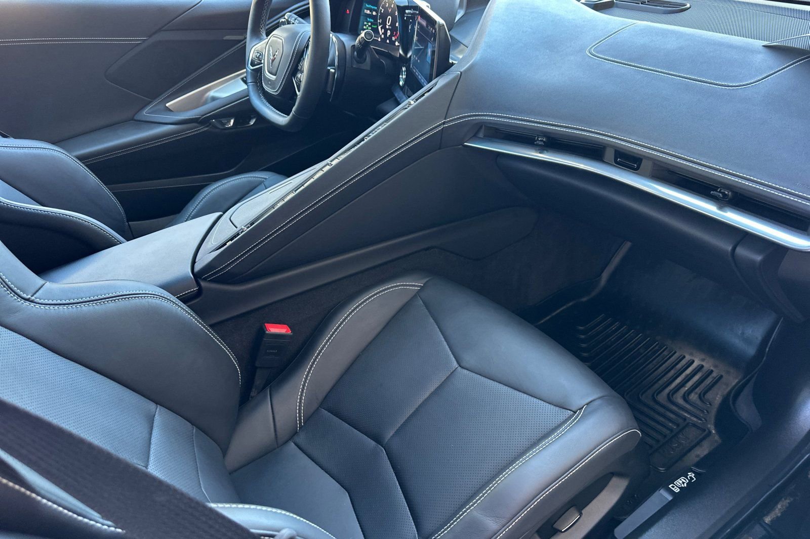 Certified 2025 Chevrolet Corvette Stingray Coupe w/ 1LT image 16