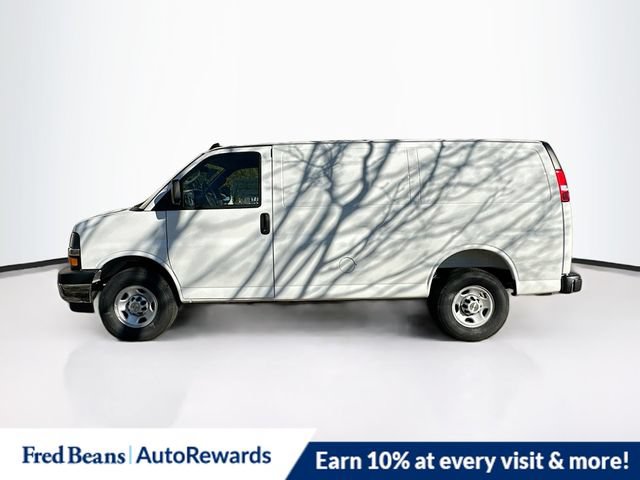 New 2025 Chevrolet Express 2500 w/ Chrome Appearance Package RWD image 3