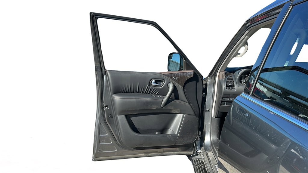 Used 2024 Nissan Armada Platinum w/ Captain's Chairs Package image 11