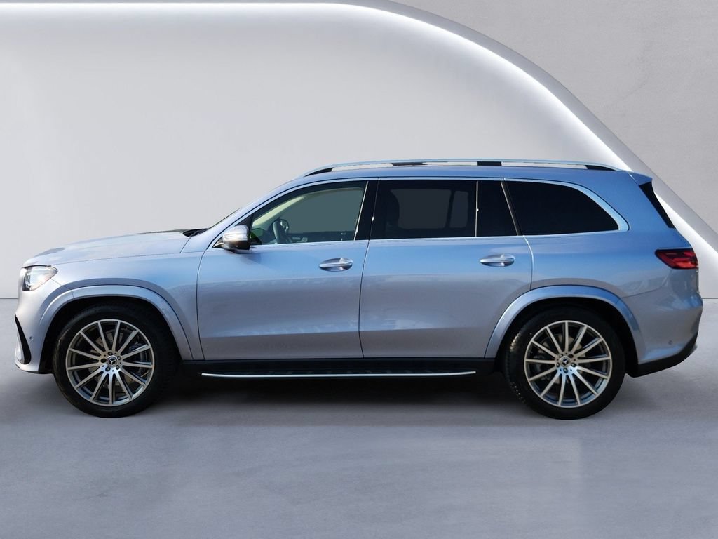 New 2026 Mercedes-Benz GLS 580 4MATIC image 6