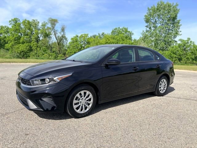 Certified 2024 Kia Forte LX FWD image 1