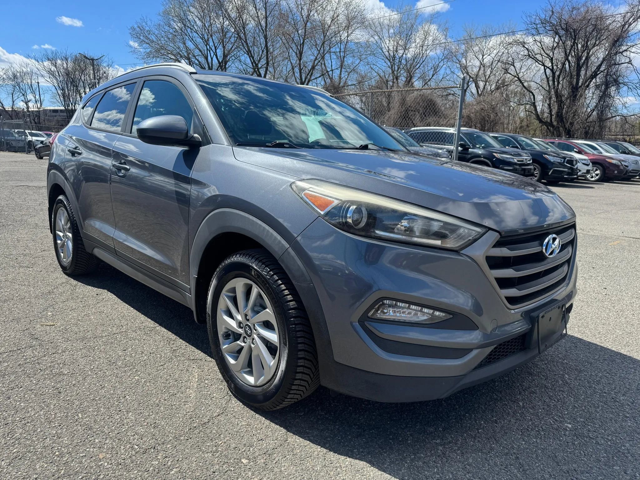 Used 2016 Hyundai Tucson SE w/ Option Group 02 image 3