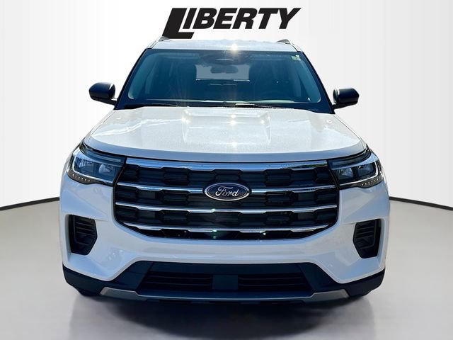 New 2026 Ford Explorer Active image 2