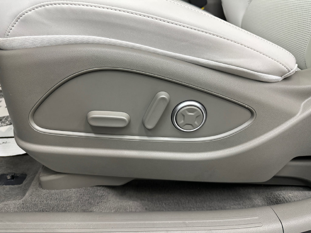 Used 2026 Hyundai Palisade SEL Premium FWD image 10