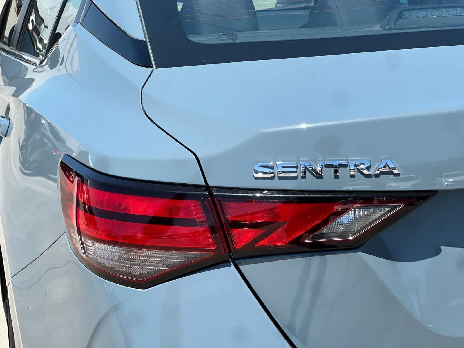 Used 2025 Nissan Sentra SV FWD image 27