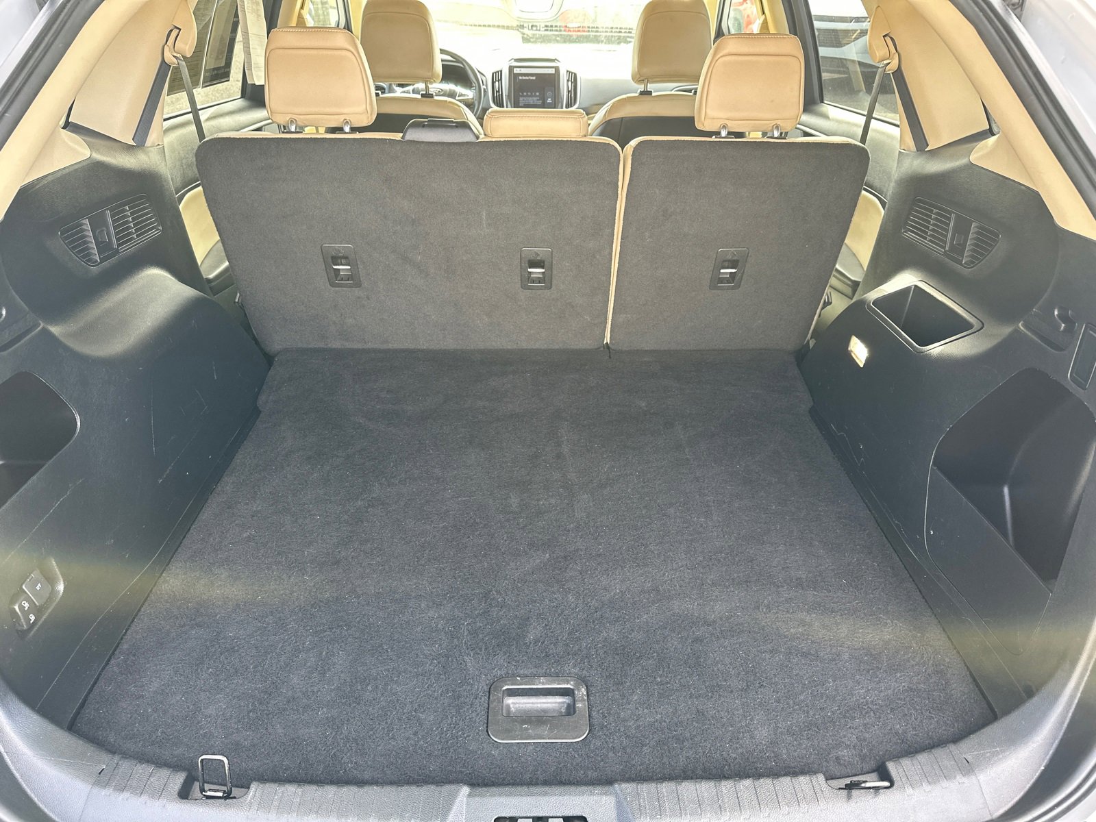 Used 2022 Ford Edge SEL image 18