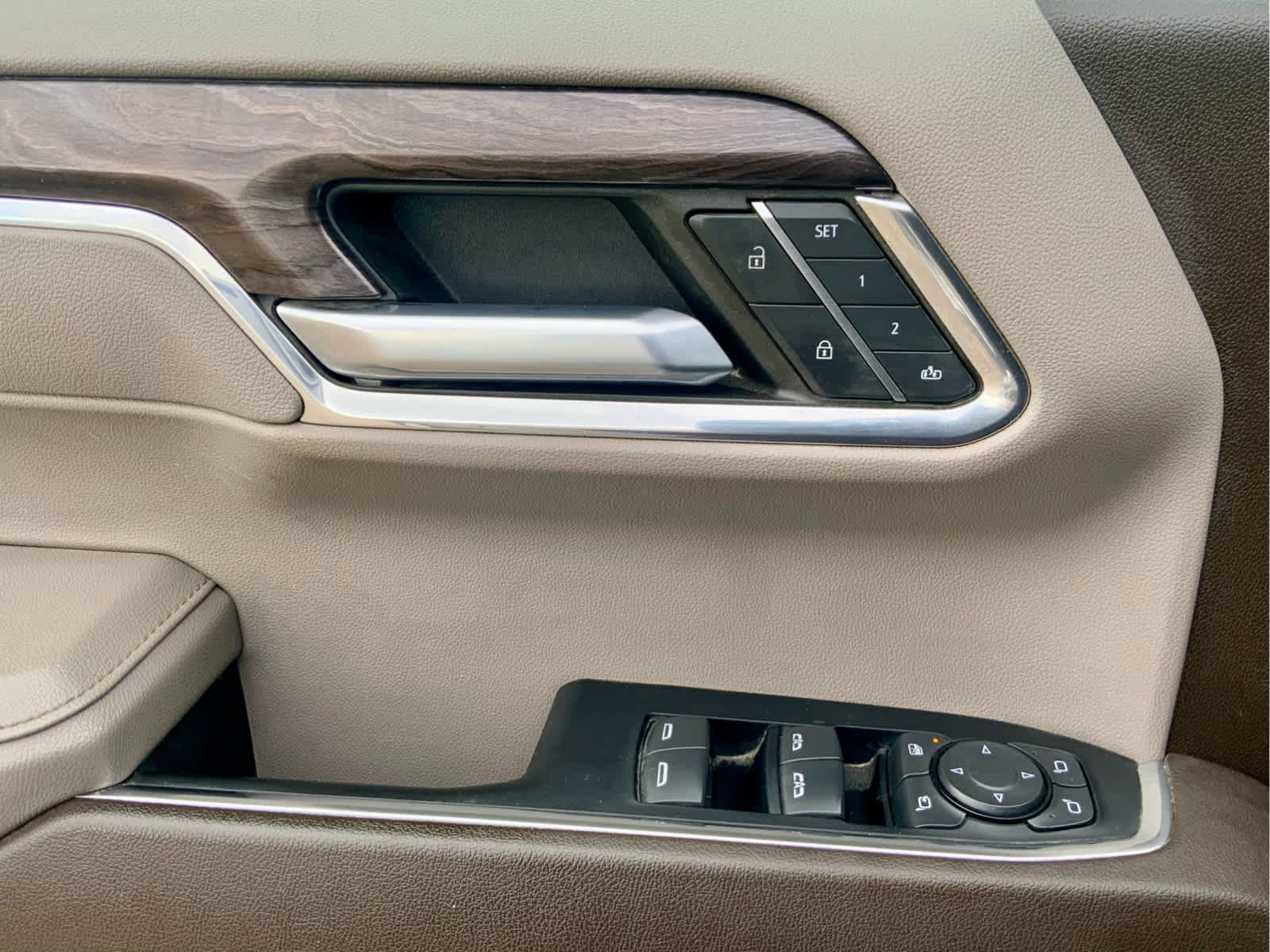 Certified 2023 Chevrolet Silverado 1500 LTZ w/ Technology Package image 53