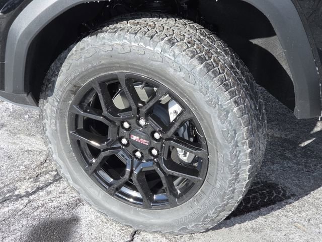 New 2026 GMC Canyon Denali w/ LPO, Denali Black Edition image 27