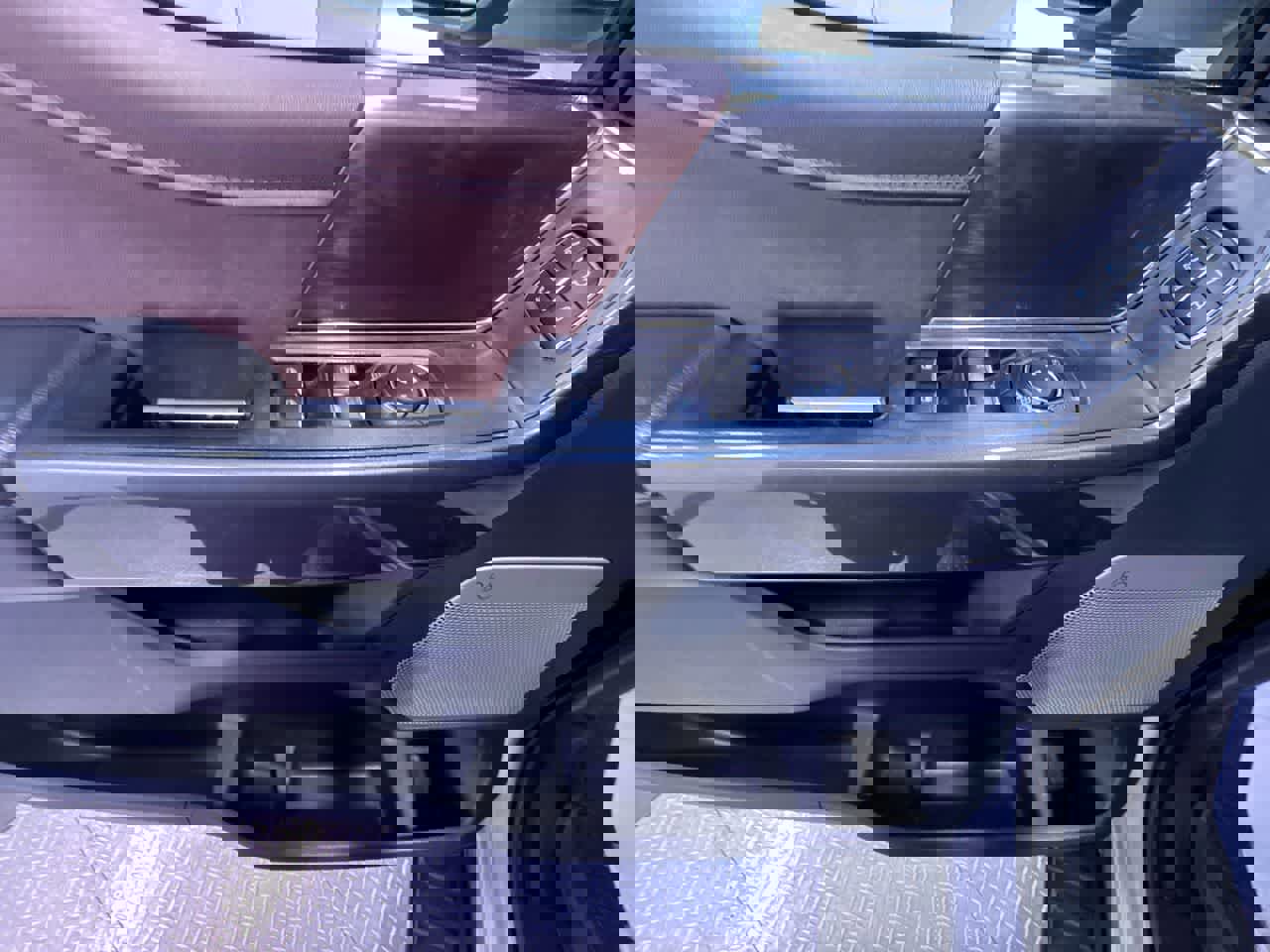 Used 2022 Ford F150 Lariat image 12