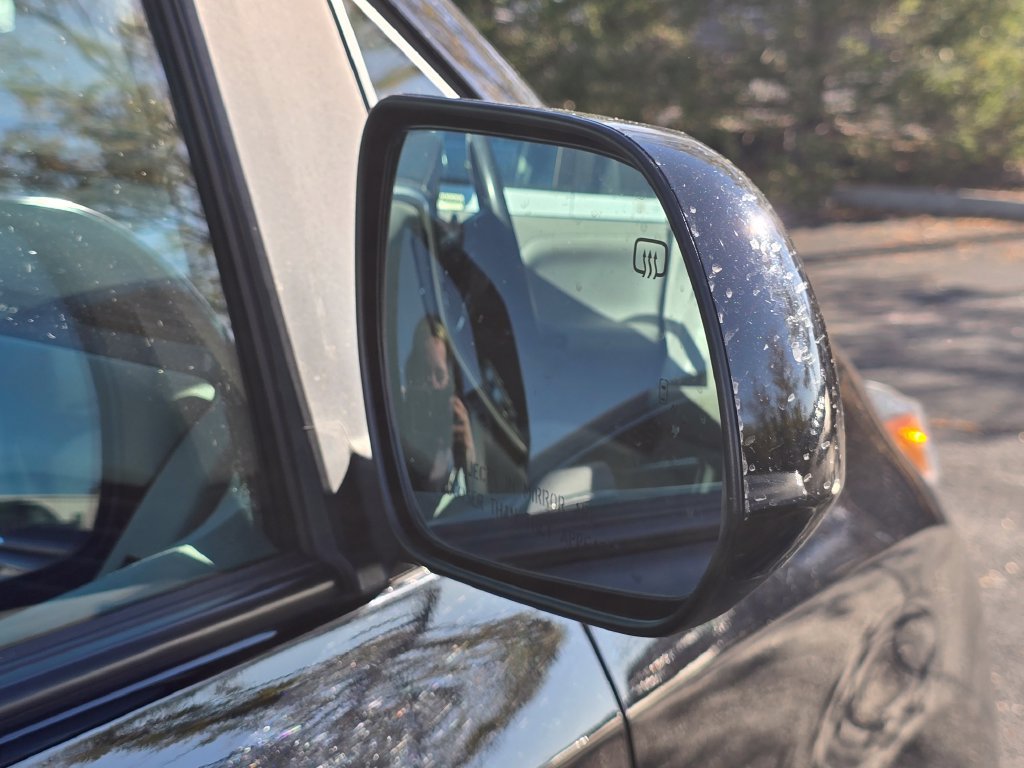 Used 2020 Toyota Sienna XLE FWD image 18