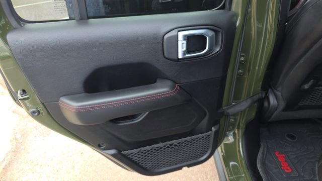 Used 2021 Jeep Gladiator Rubicon image 15