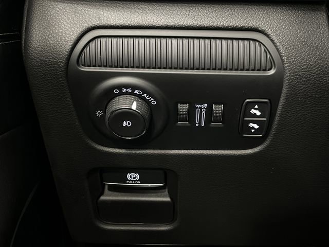 Used 2023 Jeep Wagoneer Series II w/ Premium Group I image 26