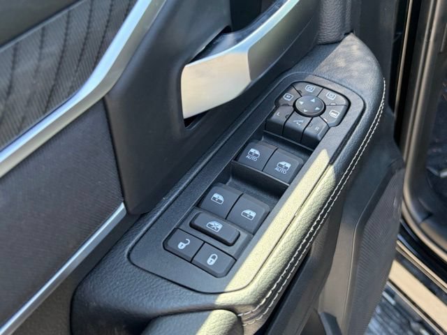 New 2026 RAM 3500 Big Horn AWD/4WD image 12