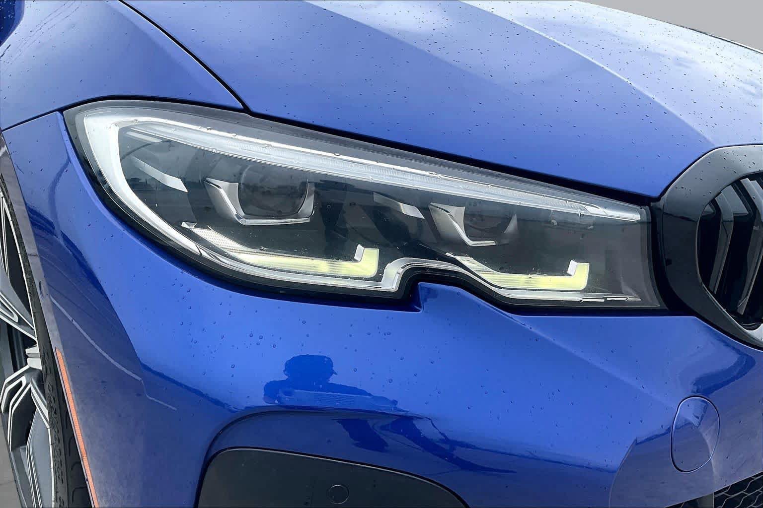Used 2020 BMW 330i Sedan w/ M Sport Package RWD image 26