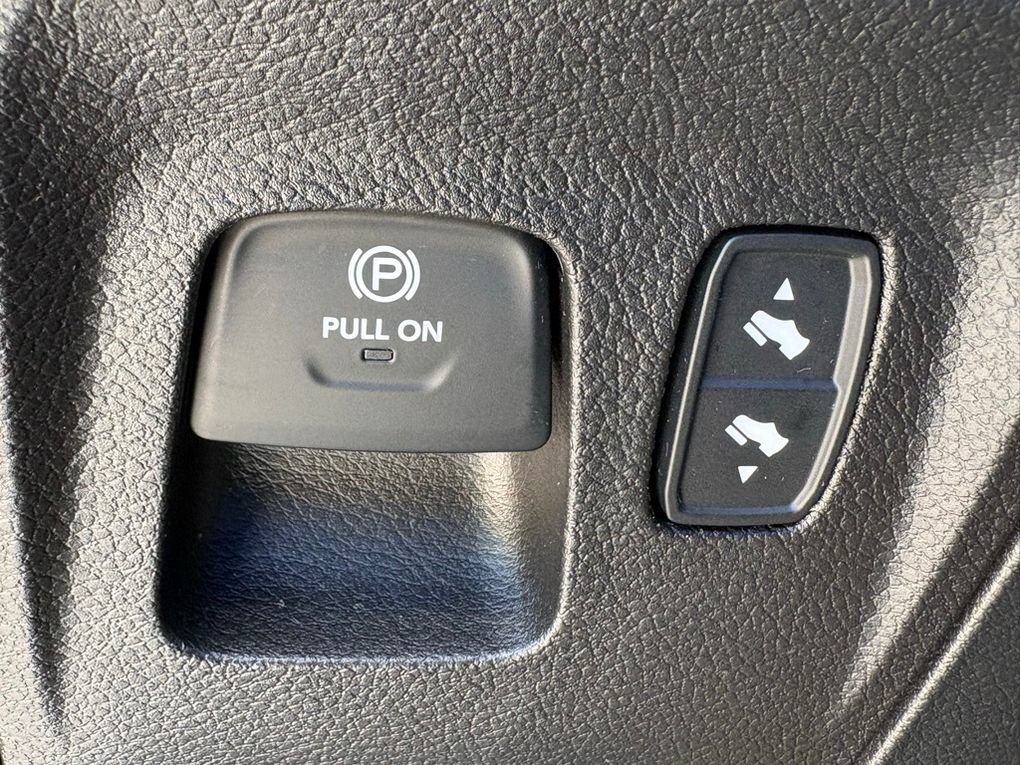 Used 2022 RAM 1500 Big Horn RWD image 41