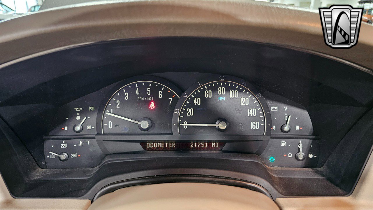 Used 2004 Cadillac XLR image 24