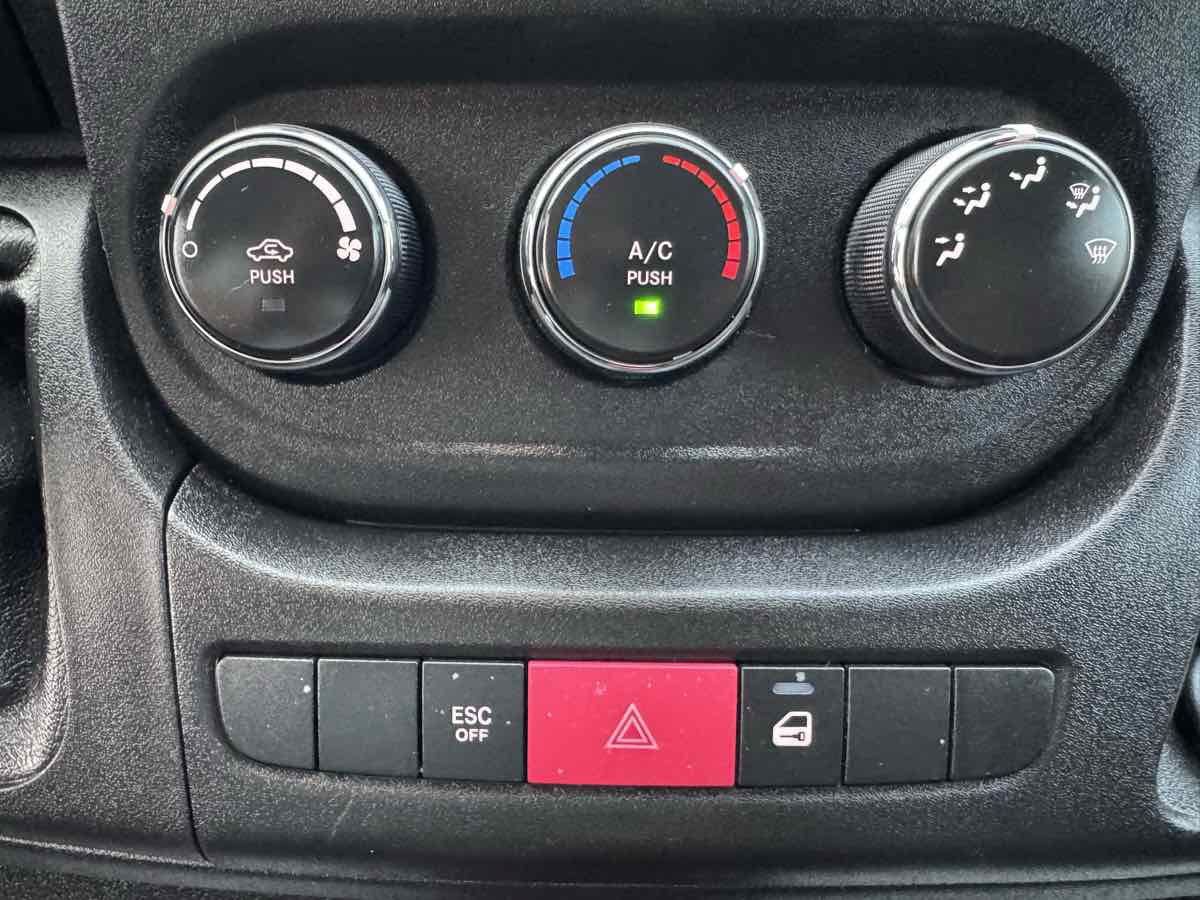 Used 2018 RAM ProMaster 3500 w/ Mopar Trailer Tow Group FWD image 17