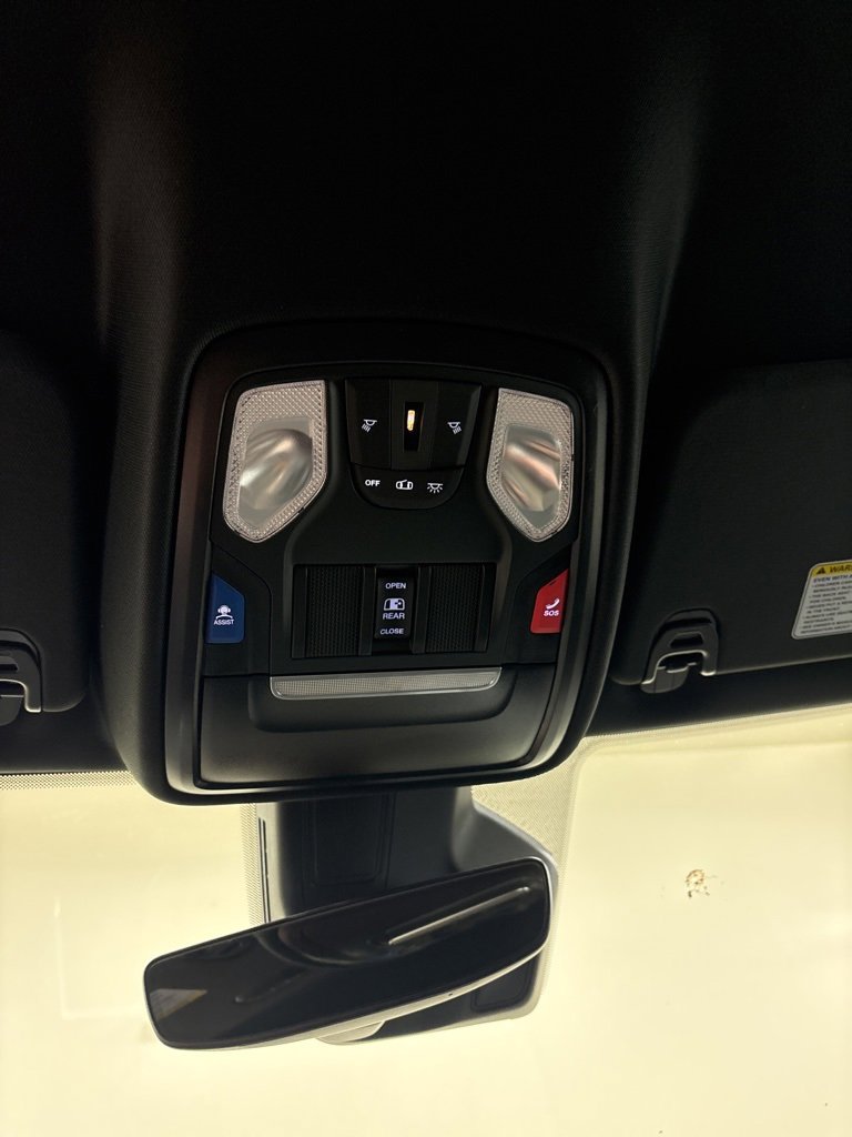 New 2026 RAM 1500 4x4 Crew Cab image 16