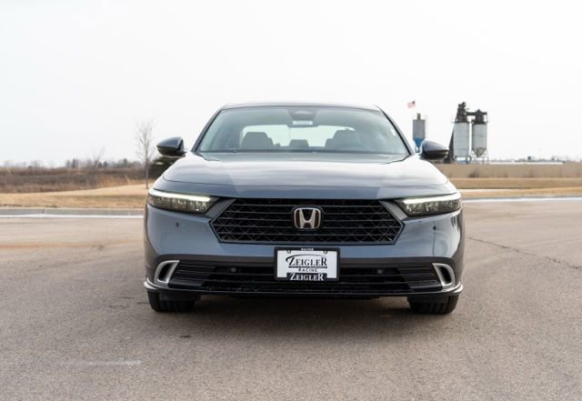 New 2026 Honda Accord Touring image 2