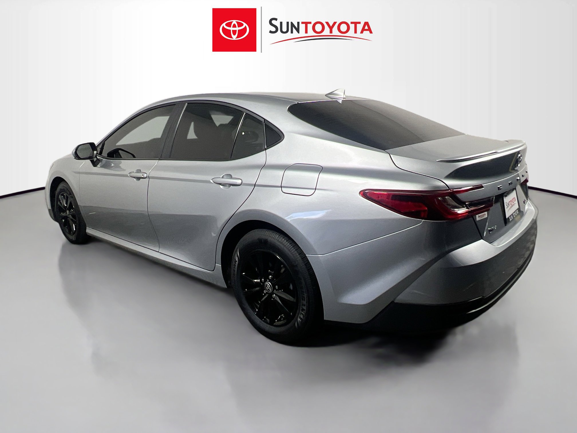 Used 2025 Toyota Camry LE w/ Convenience Package FWD image 6
