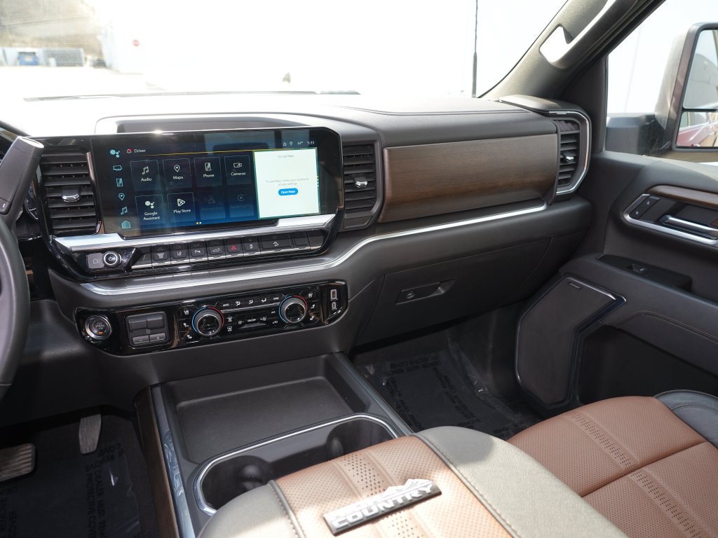 Used 2025 Chevrolet Silverado 3500 High Country w/ High Country Premium Package AWD/4WD image 23