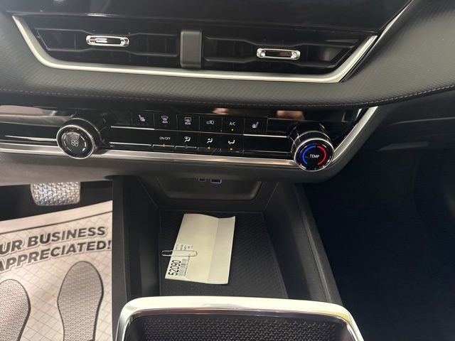 New 2026 Chevrolet Equinox LT w/ Safety and Technology Package FWD image 34