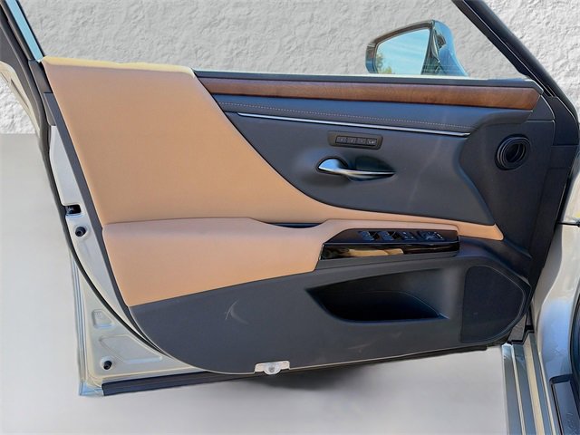 New 2025 Lexus ES 350 w/ Premium Package image 22