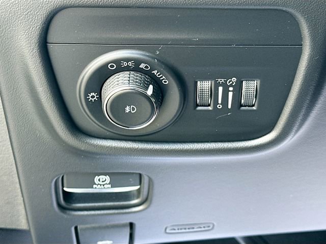 Used 2022 Jeep Grand Cherokee Summit image 10