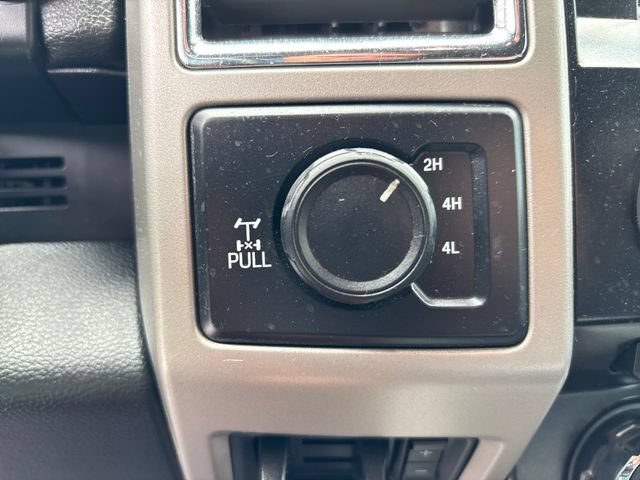 Used 2017 Ford F250 Lariat w/ Lariat Value Package AWD/4WD image 31
