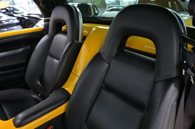 Used 2005 Chevrolet SSR w/ Preferred Equipment Group RWD image 30