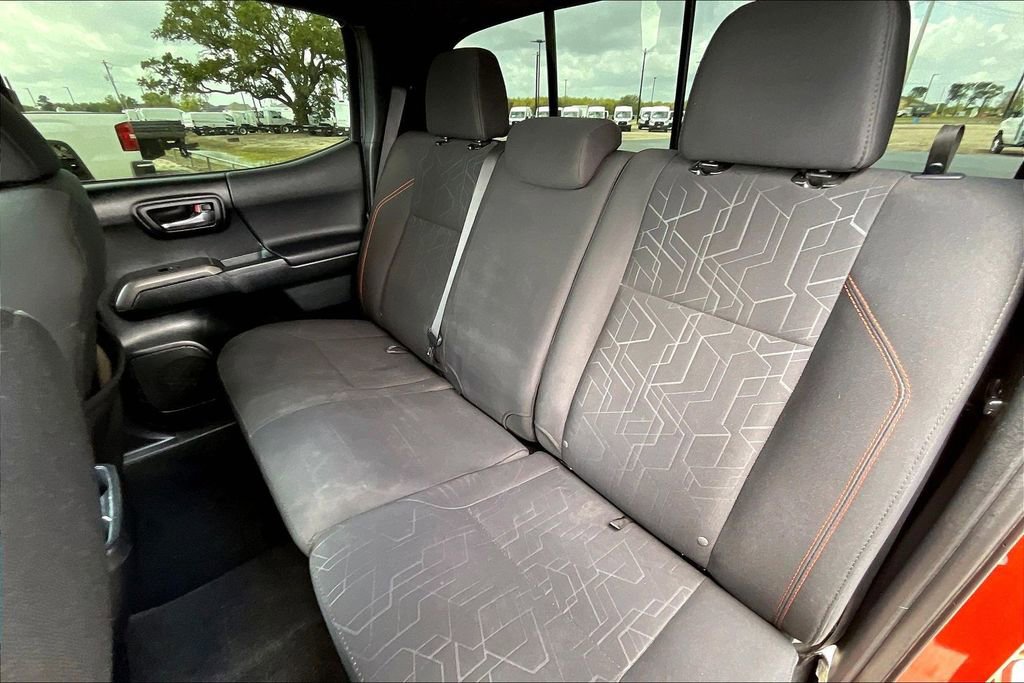 Used 2017 Toyota Tacoma TRD Off-Road w/ Tow Package (A/T) image 14