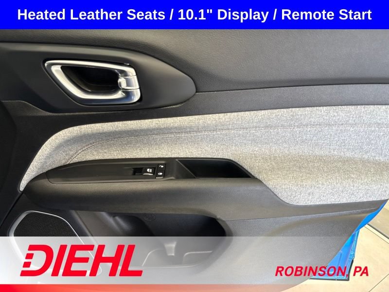 Used 2024 Jeep Compass Latitude AWD/4WD image 14
