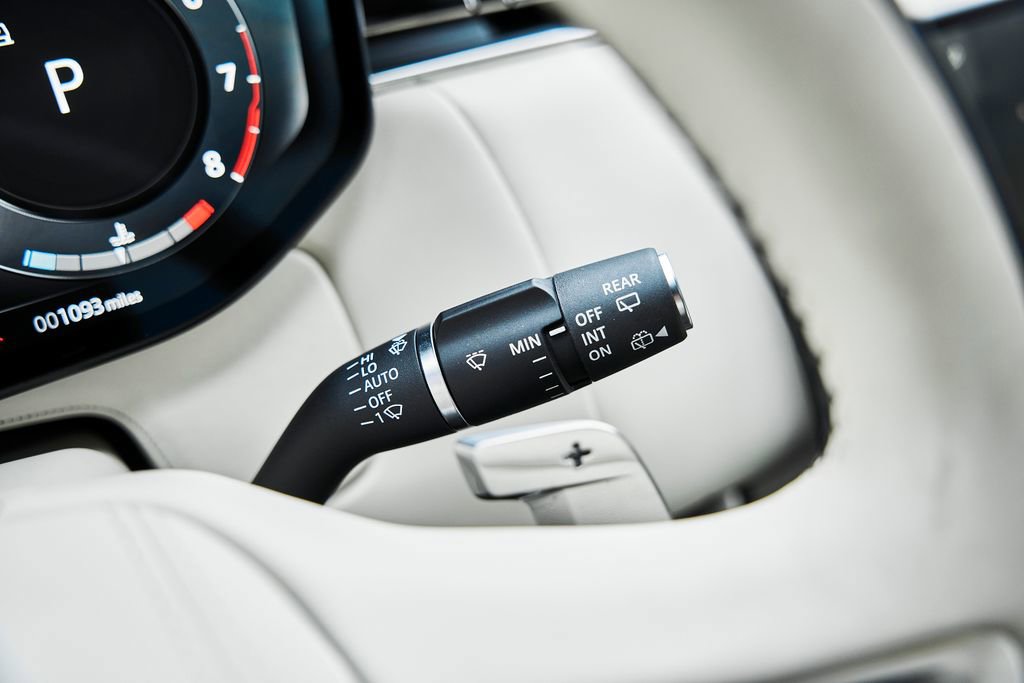 Used 2025 Land Rover Range Rover Long Wheelbase SE image 63